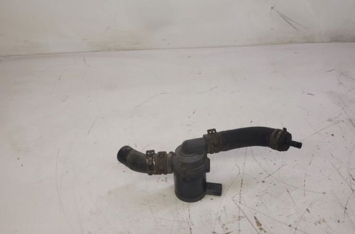 DODATKOWA POMPA WODY ZAWÓR AUDI VW 078121601