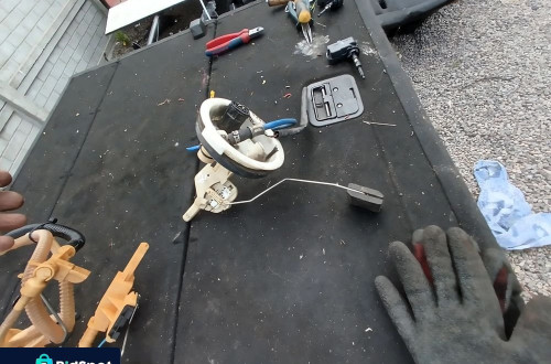 bmw e46 3 wskaznik czujnik poziomu paliwa 81189399