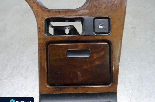 BMW E39 LIFT 00-03 2.0D M47 RAMKA ŚRODKOWA DEKOR