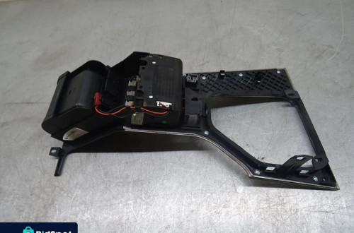 BMW E39 LIFT 00-03 2.0D M47 RAMKA ŚRODKOWA DEKOR