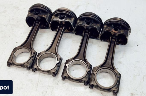 TŁOK + KORBOWÓD AUDI VW CAB 1.8 TFSI 06H 06HE