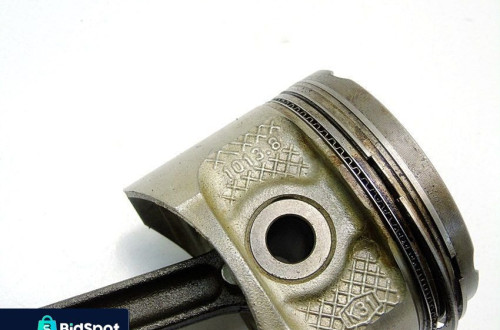 Tłok Korbowód 1.4 16V Megane Scenic Thalia Clio 2