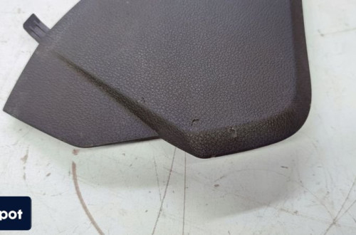 OSŁONA ZAŚLEPKA DESKI PRAWA AUDI Q3 F3 83A857086