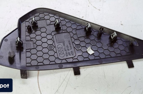 OSŁONA ZAŚLEPKA DESKI PRAWA AUDI Q3 F3 83A857086