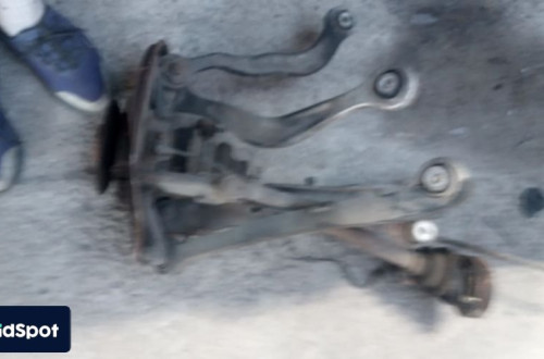 mercedes w220 s-klasa 4.3b v8 wahacz zwrotnica piasta polos tyl tylnia prawa