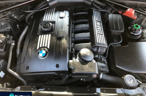BMW 5 E60 E61 09r 3.0 B SILNIK N53B30A goły