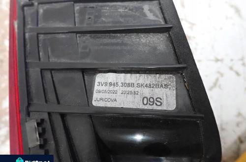 Lampa tył tylna prawa SKODA SUPERB III KOMBI 2015- 3V9945308B