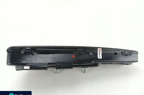 PODUSZKA AIRBAG FOTELA PRAWA VOLVO V40 II P31418250