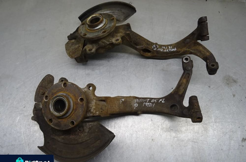 VW PASSAT B5 LIFT KOMBI 1.9 TDI ZWROTNICA PRAWY LEWY PRZÓD