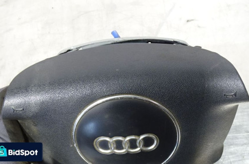 PODUSZKA KIEROWCY ARIBAG AUDI A3 8P 1.6 8P0880201D