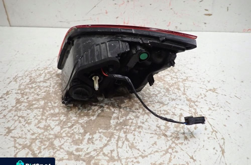 Lampa tył tylna lewa PEUGEOT 308 II T9 2014- HB 9677818380