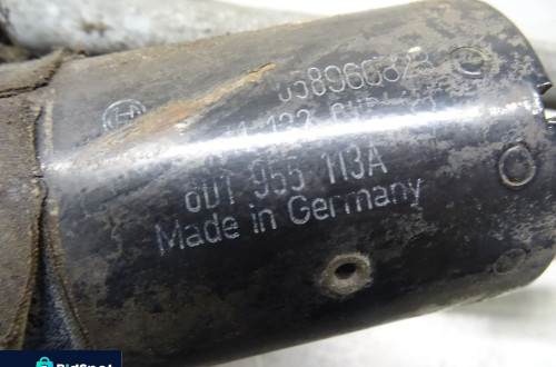 AUDI A4 B5 94-99 KOMBI 1.9 TDI MECHANIZM WYCIERACZEK PRZÓD 8D1955113A