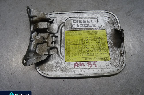 AUDI A4 B5 94-99 KOMBI 1.9 TDI KLAPKA PALIWA