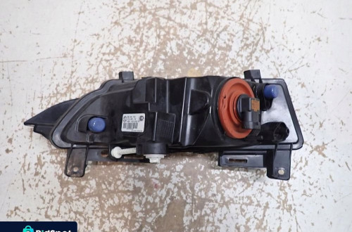 Halogen prawy SKODA SCALA 2019- 657941700