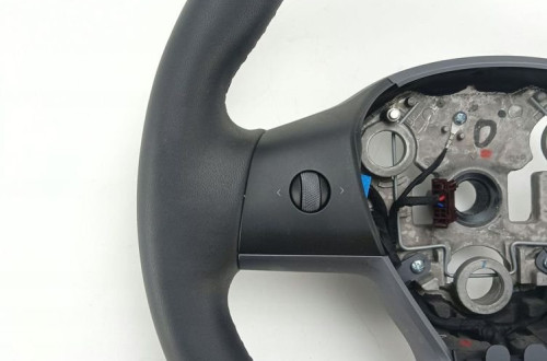 KIEROWNICA SKÓRZANA TESLA MODEL Y (2019-) 1626599-00-C