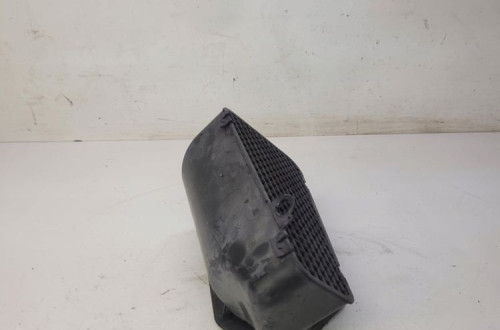 WLOT DOLOT POWIETRZA AUDI A4 B8 A5 8K1819904A