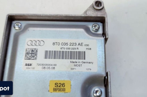 WZMACNIACZ RADIA AUDI A4 B8 A5 8T Q5 8R 8T0035223AE 8T0035223R