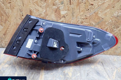 LAMPA LEWA TYLNA LEWY TYŁ LED MERCEDES 253 GLC 2015-2019R A2539067300