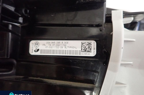 Lampa tył tylna lewa VW T-CROSS 2018- 2GM945095B