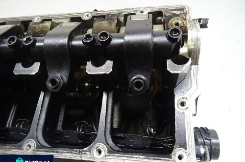 VW GOLF V 03-09 1.9TDI BXE GŁOWICA WAŁEK ZAWORY