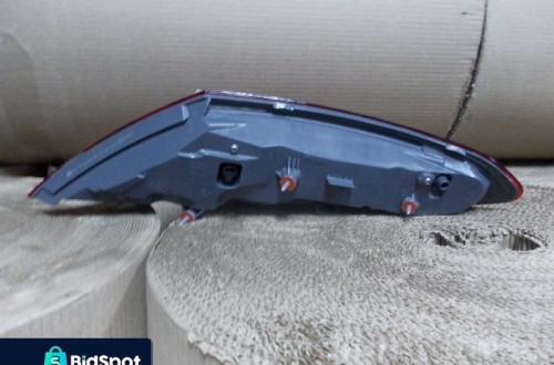 LAMPA TYŁ LEWA MERCEDES MB C KLASA W205 COUPE LED