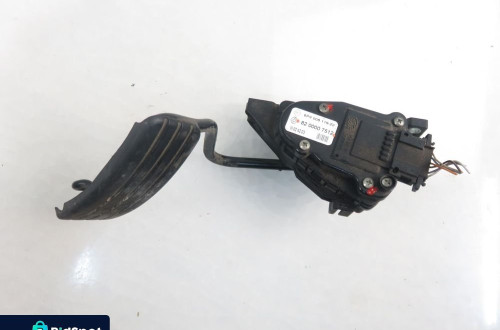 POTENCJOMETR GAZU RENAULT ESPACE IV 1.9 dCi 8200007512