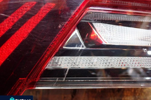 LAMPA LEWA TYLNA LEWY TYŁ SKODA OCTAVIA 4 IV 5E7 NX3 SEDAN 5E3945207A