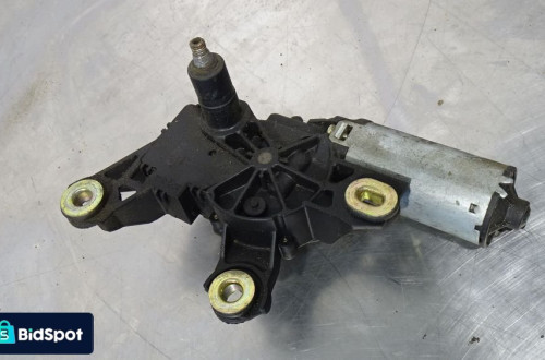 SILNICZEK WYCIERACZKI TYLNEJ SEAT ALHAMBRA 2.0 7M3955711