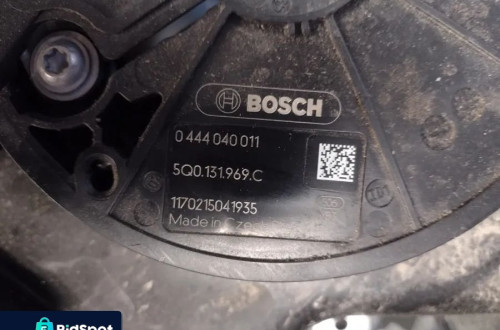 VW T6 ZBIORNIK ADBLUE 5Q0131969C
