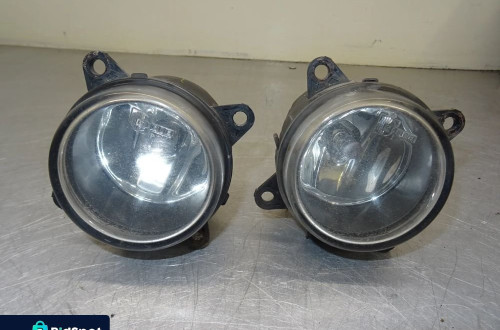 PEUGEOT PARTNER I LIFT 1.6HDI HALOGEN PRAWY PRZÓD