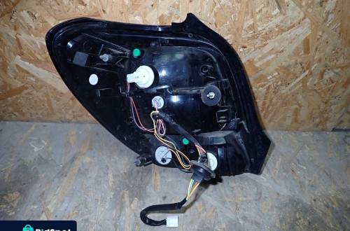 LAMPA PRAWA TYLNA PRAWY TYŁ CITROEN C1 2 II 2014- 81550-0H152