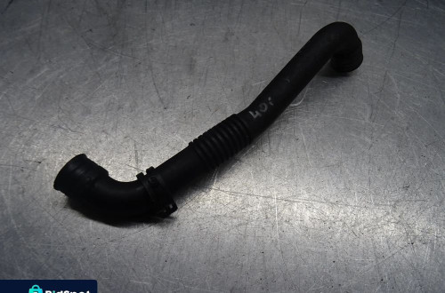 VW Passat B5 FL 1.9 TDI ODMA RURKA ODPOWIETRZAJĄCA 038103493AE