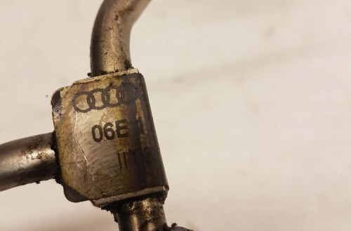 RURKA PRZEWÓD PALIWOWY AUDI 3.2 FSI 06E127501T