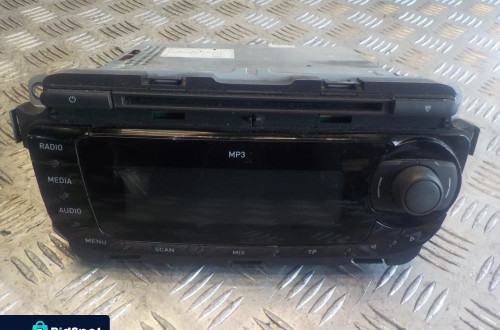 SEAT LEON II RADIO FABRYCZNE 1P0035153