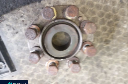 bmw e23 7 3.5b 3.2b podstawa mocowanie kola pasowego