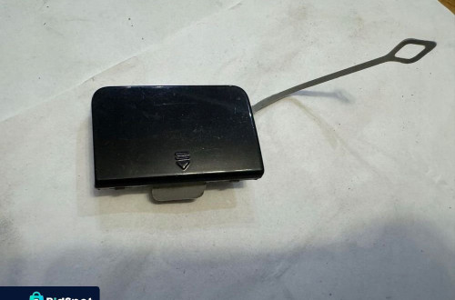 MERCEDES W204 05.-10r, 07r. 10r.-ZAŚLEPKA HAKA ZDERZAKA PRZÓD A2048850124