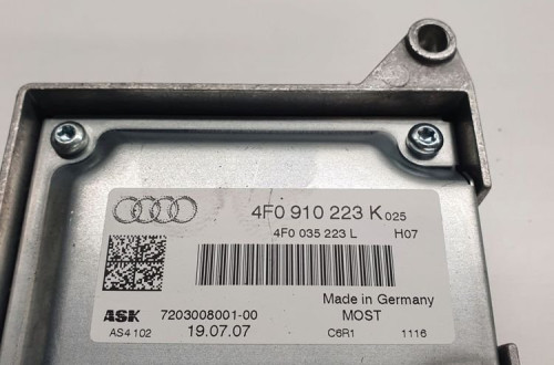 WZMACNIACZ AUDI A6 C6 4F0910223K
