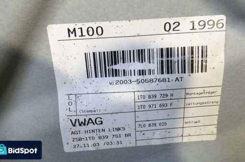 PODNOŚNIK SZYB LEWY TYŁ VOLKSWAGEN TOURAN 1.9TDI 1T0839729H