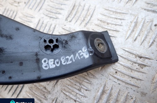 WSPORNIK BŁOTNIKA AUDI A4 B6 B7 8E08211389 RADOM