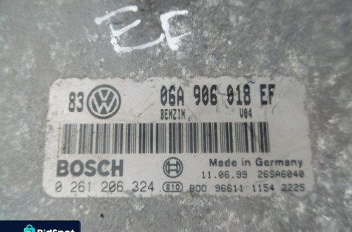 Komputer sterownik VW GOLF BORA 0261206324 06A906018EF