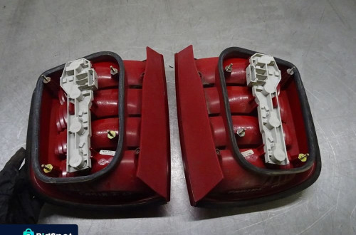 SKODA FABIA I KOMBI 99-03 1.2B LAMPA TYLNA TYŁ LEWA