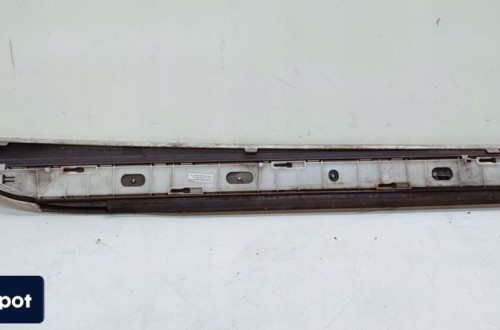 LISTWA DRZWI LEWY TYŁ A6 C6 ALLROAD 4F9853969A