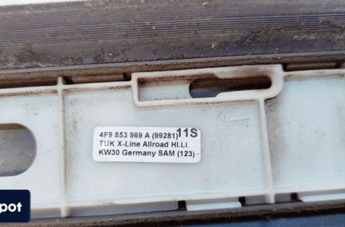LISTWA DRZWI LEWY TYŁ A6 C6 ALLROAD 4F9853969A