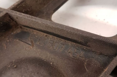 ŚLIZG ZDERZAKA PRAWY TYŁ AUDI A4 B7 8H0807454