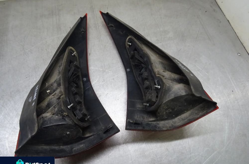 RENAULT MEGANE II KOMBI TED69 LAMPA TYLNA TYŁ LEWA PRAWA