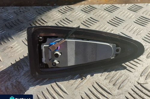 bmw e60 e61 antena pletwa rekin 6913287 titangrau metallic