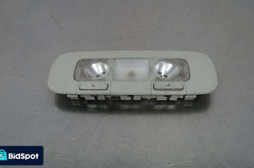 LAMPKA OŚWIETLENIA KABINY VOLKSWAGEN PASSAT B6 2.0TDI 3C0947291C