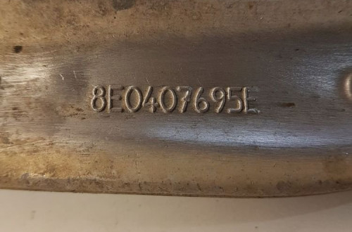 WAHACZ LEWY PRZÓD AUDI A4 B6 B7 8E0407695E