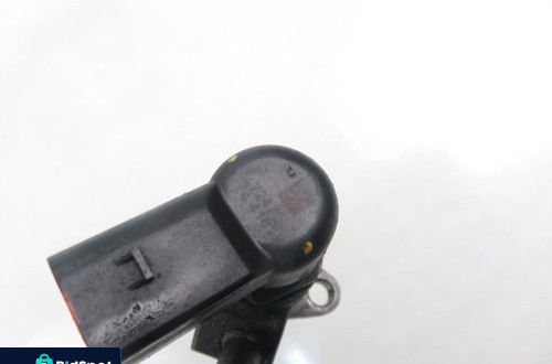 WTRYSKIWACZ FORD FOCUS MK2 2.0 TDCI 9647247280