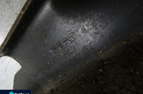 SEAT TOLEDO I LIFT 95-98 1.9 TDI WSPORNIK MOCOWANIE ZDERZAKA PRAWY LEWY PRZÓD